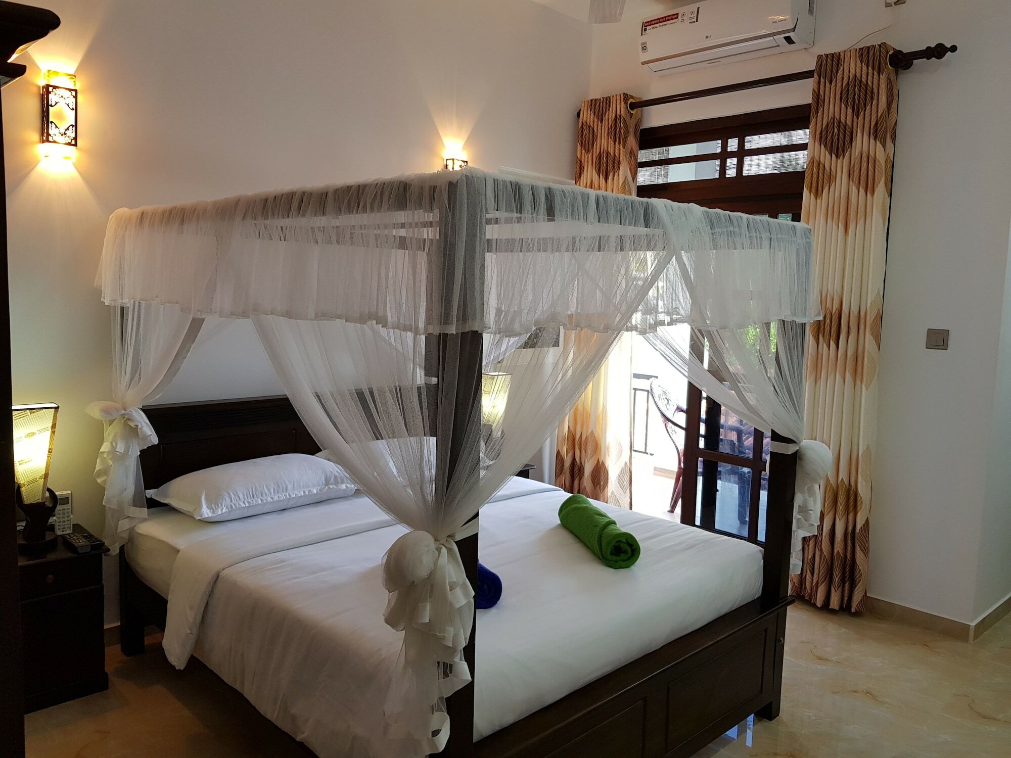My Whales Guest House Banduramulla Bagian luar foto